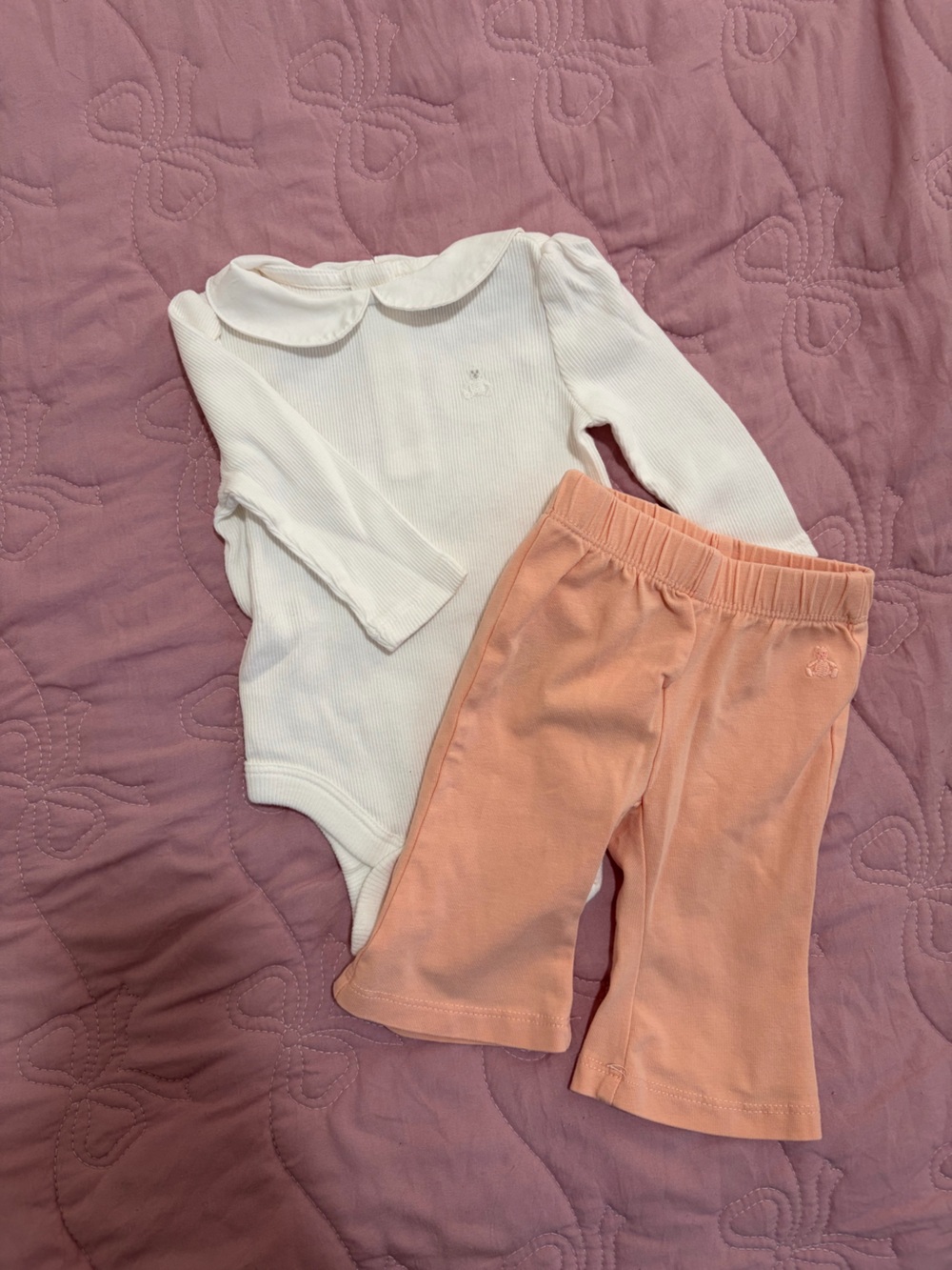 GAP Peach Joggers with Cream Ribbed Bodysuit